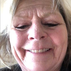 Meet your Posher, Debra